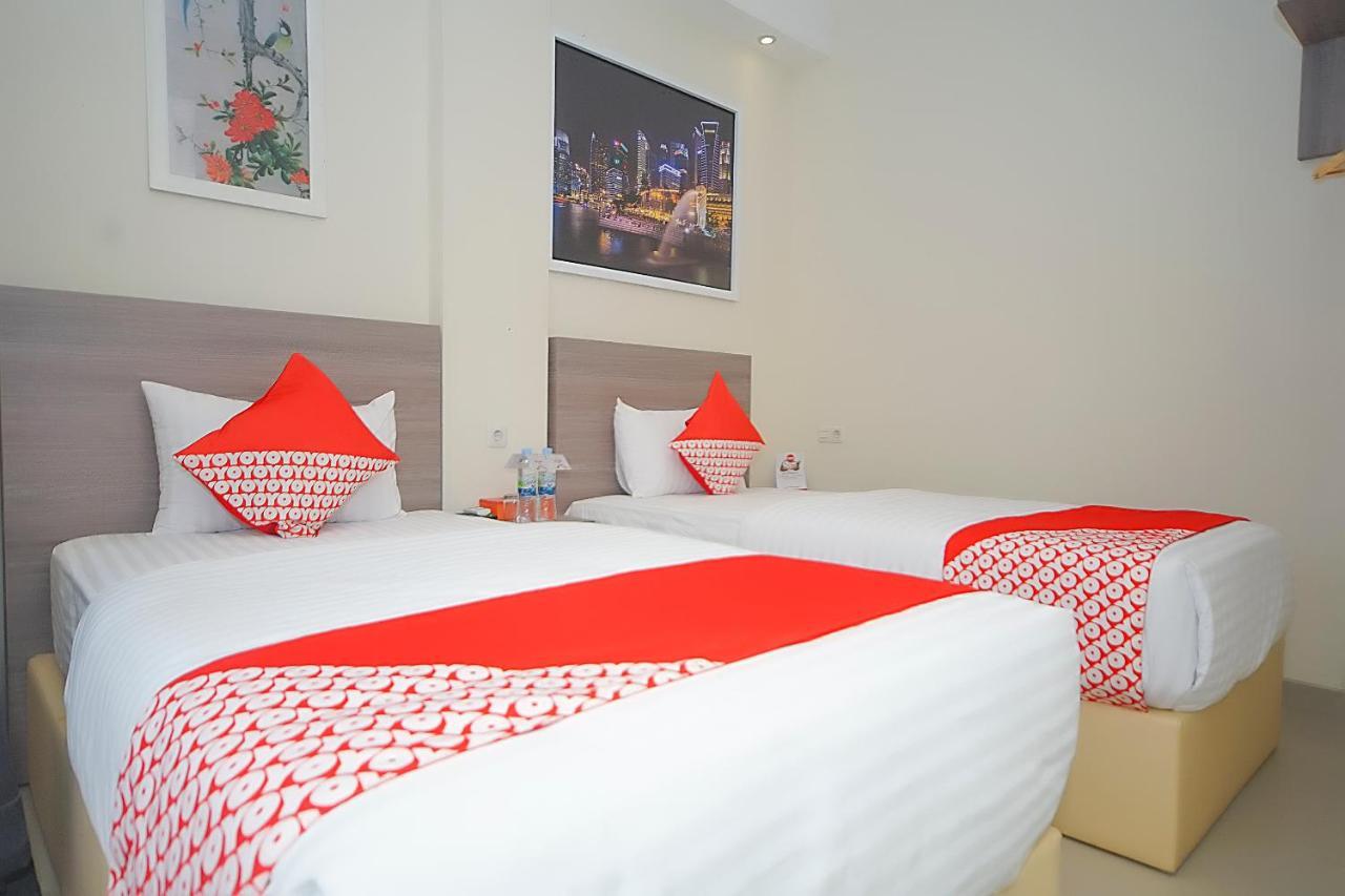 Oyo 251 The Maximus Inn Hotel Palembang Exteriér fotografie